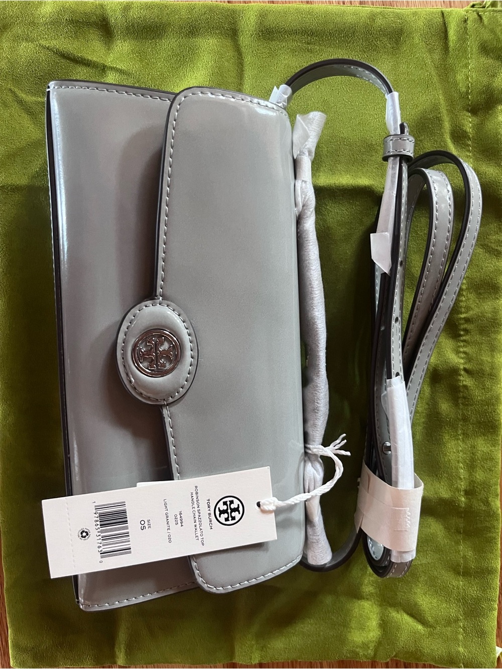NWT TORY BURCH ROBINSON SPAZZOLATO TOP
HANDLE CHAIN WALLET
